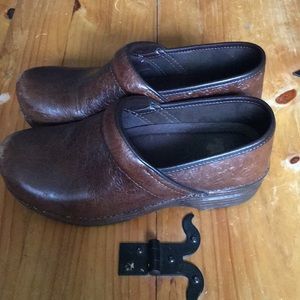 Dansko XP Professional Mules
